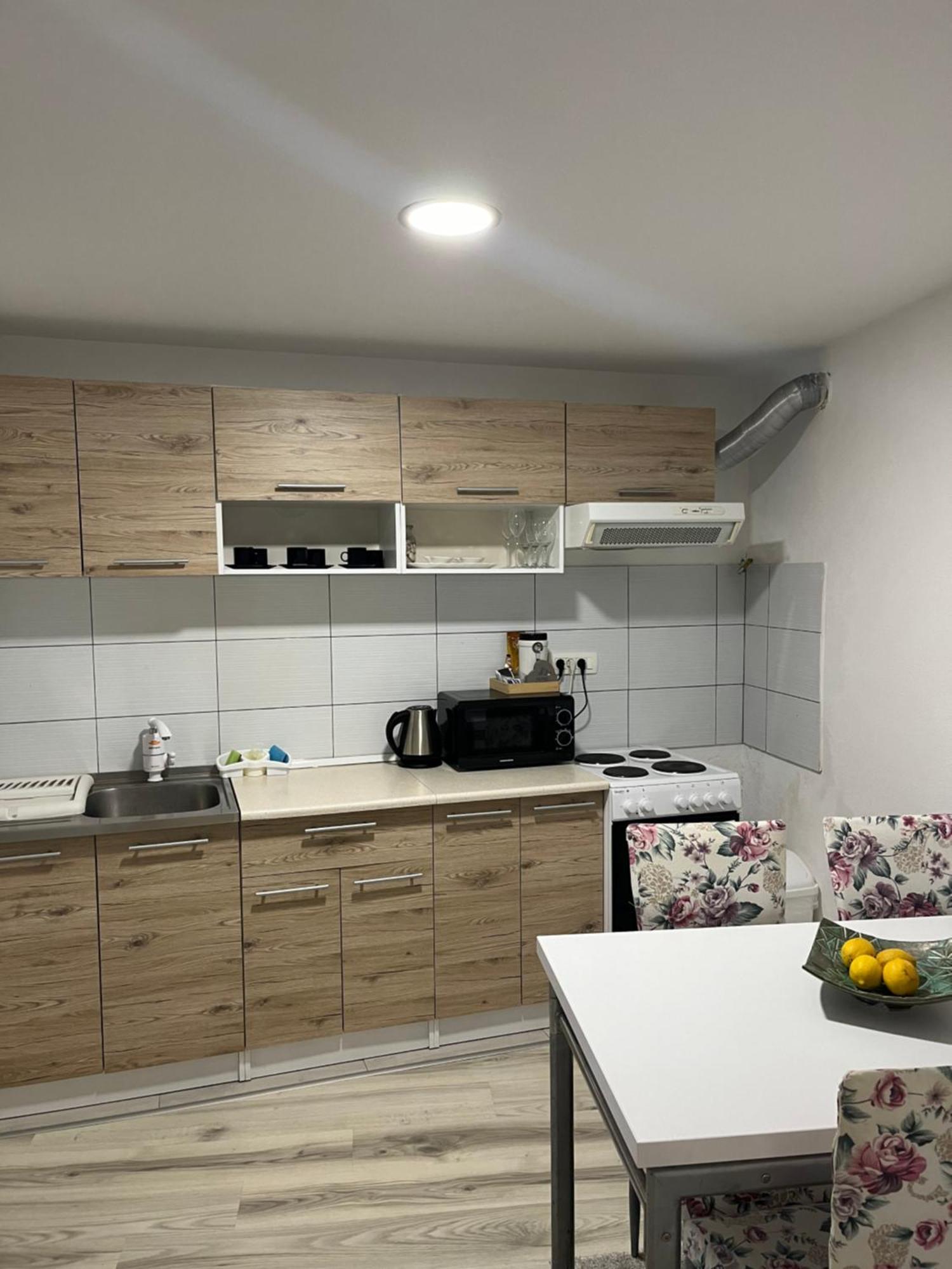Apartman Nermin Mostar Exterior foto