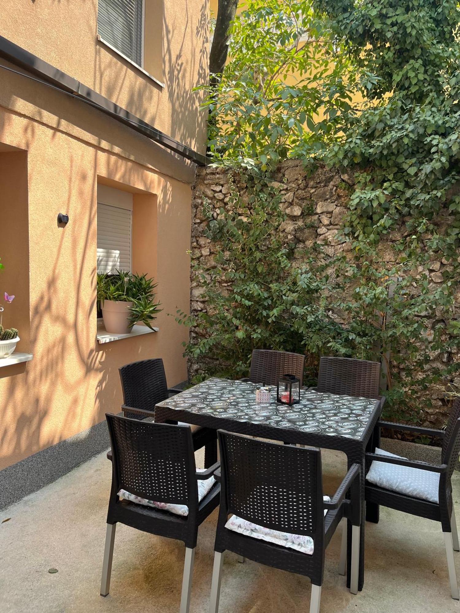 Apartman Nermin Mostar Exterior foto